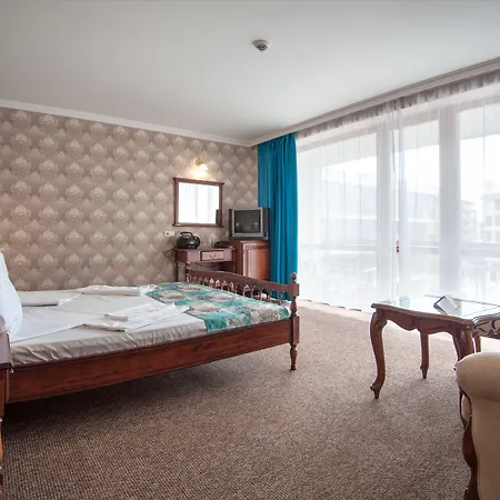 Hotel Mercury 4*
